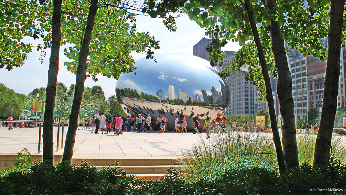 1200-Chicago-TheBean-ThroughtheTrees