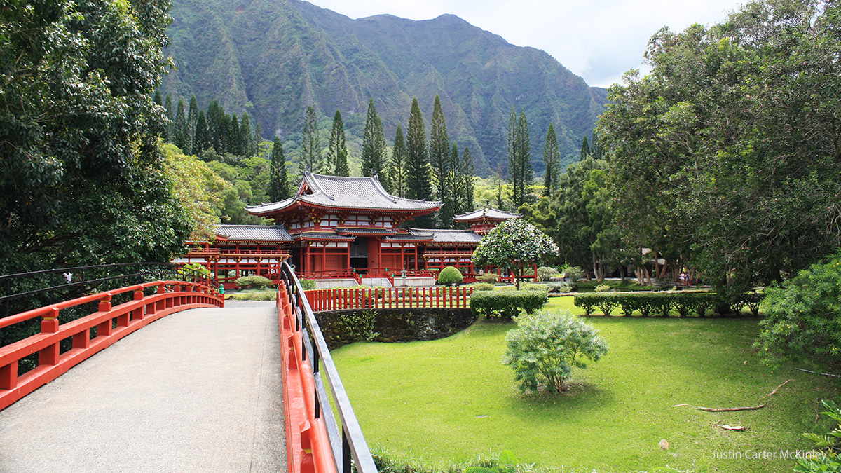 Heavenly Hawaii - Byodin Temple on a Hazy Day on Oahu