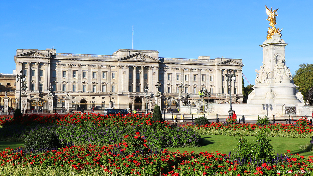 1200-London-BuckinghamPalace